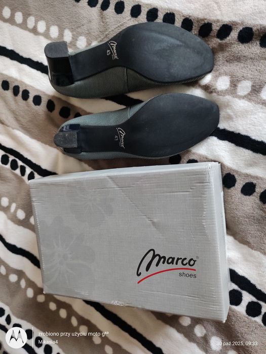 Czółenka skórzane