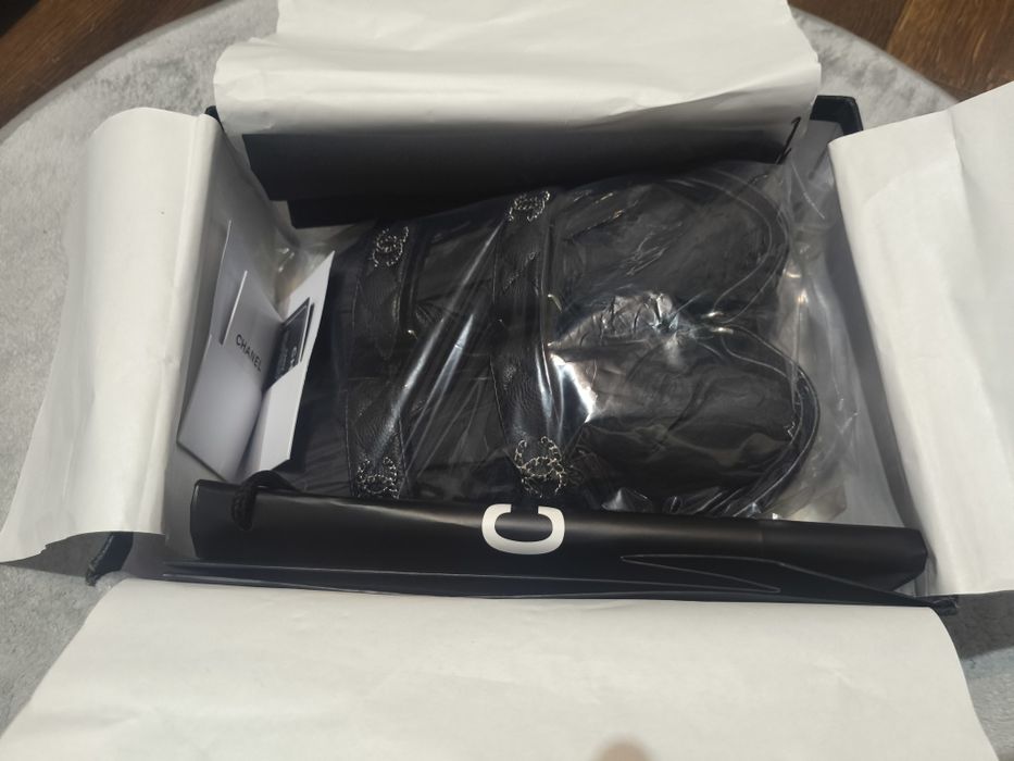 Damskie sandały Chanel roz 38