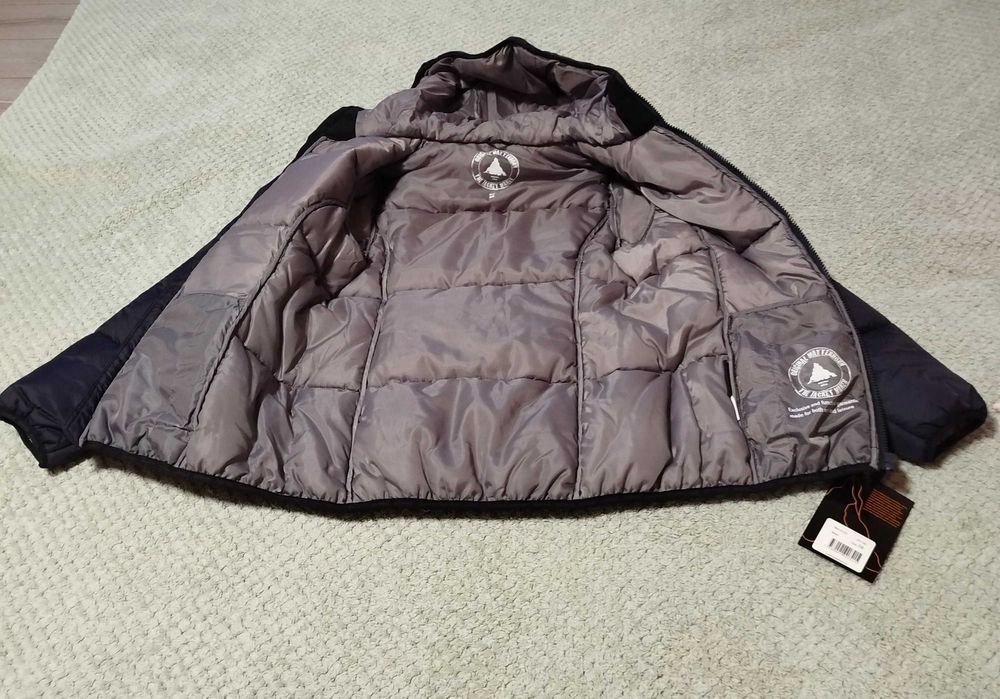 Куртка жіноча фірмова