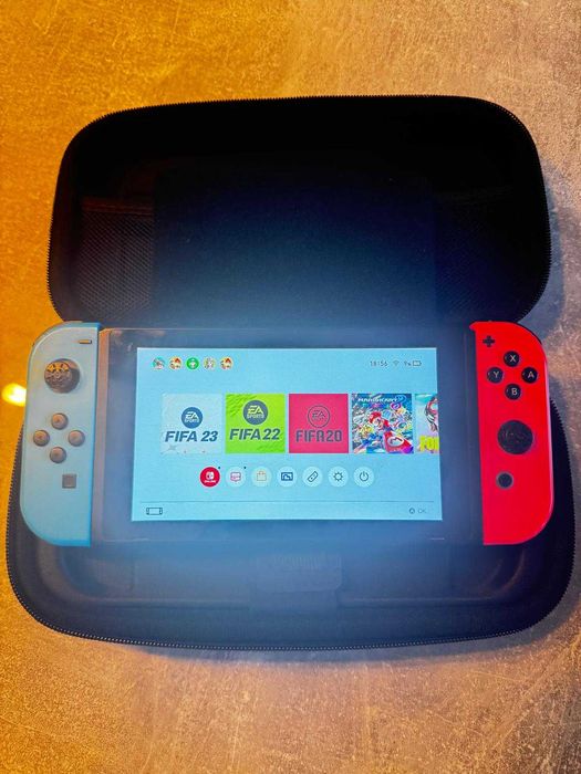 Nintendo Switch + Wireless Controller + Fifa 23 + Mario Kart64552031450497122