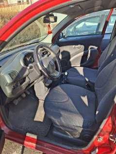 Nissan Micra ,uszkodzony błotnik