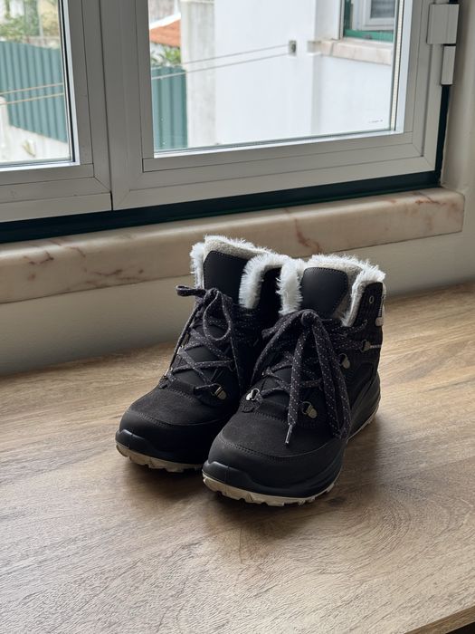 Botas térmicas quentes e confortáveis