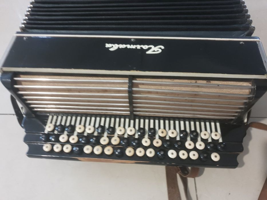 Баян ручная советская гармошка Полтава акардион