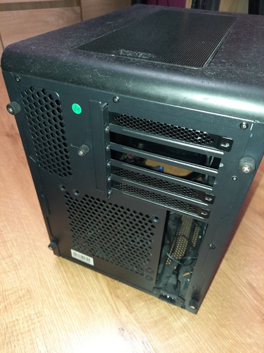 Obudowa BitFenix Phenom - komplet