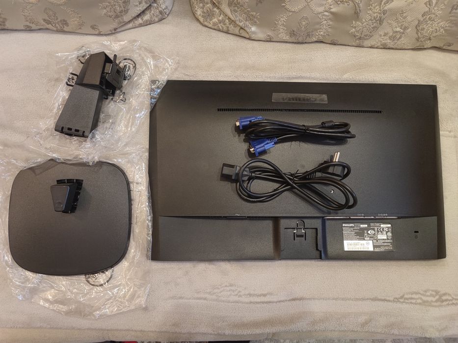 Philips 243V7QSB/01 Монитор FHD