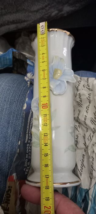 Solitário em loiça