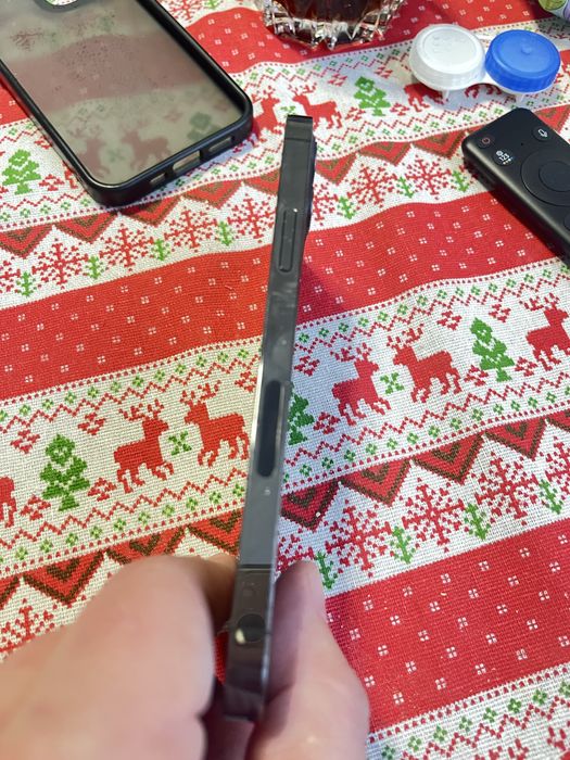 Продам 12 pro iphone  128 gb