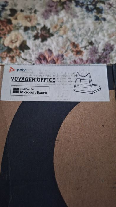 Stacja bazowa Poly Voyager Office