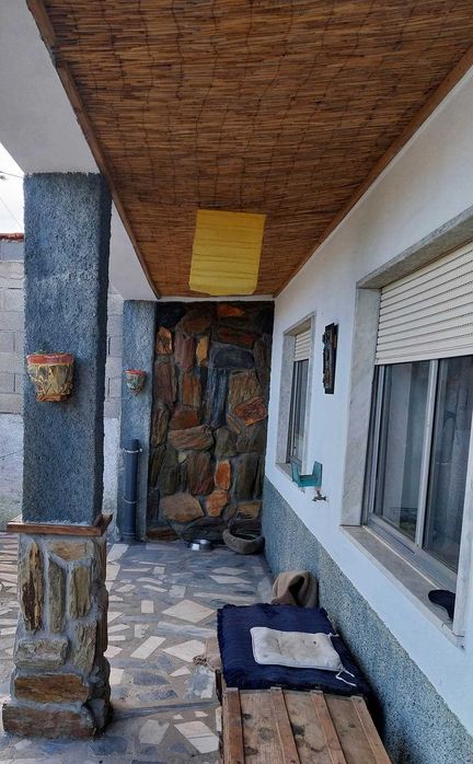 Paredes e Muros de Pedra - Interiores & Exteriores | Xisto e Granito