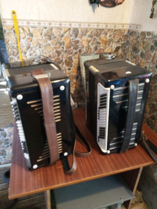 Продам Тульскі баяни в гарному стані.
