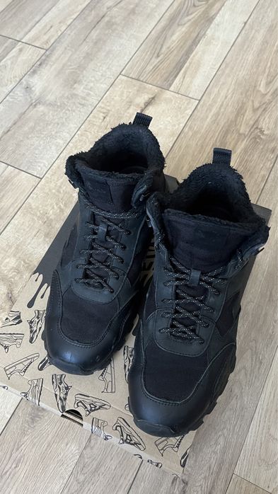 Зимові ботінки кросівки від Staff