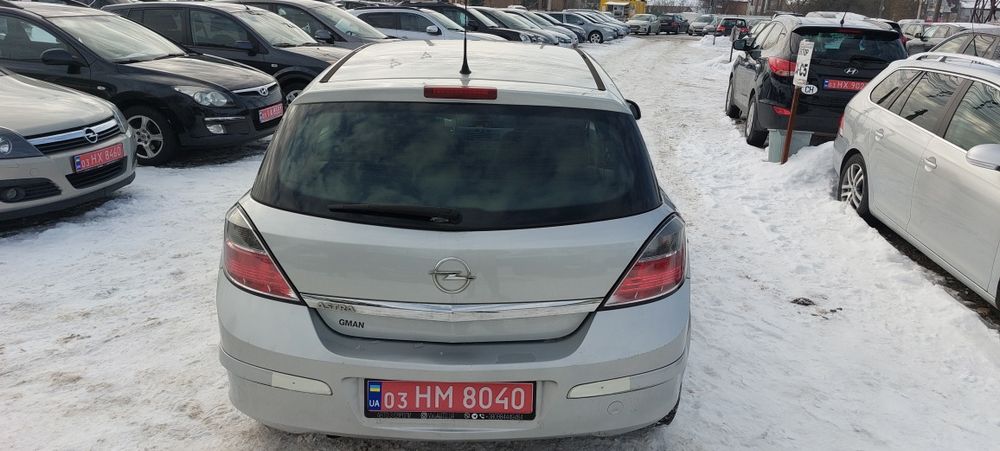 Опель Астра бензин