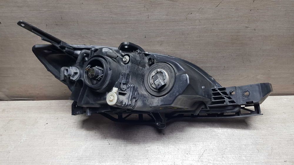 Фара ліва Mazda 3 BK 2003-2009p. Stanley Європа