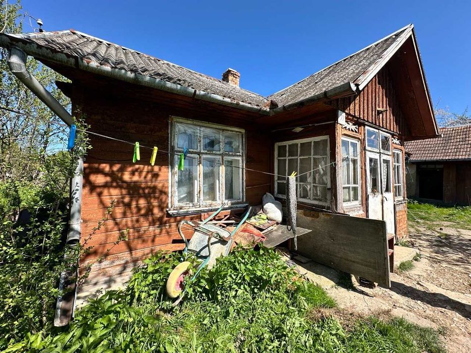 Продаж будинку з ділянкою  у м.Стебник
