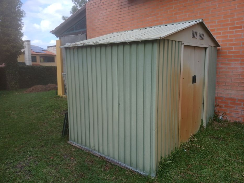 Abrigo de jardim e de ferramentas de exterior
