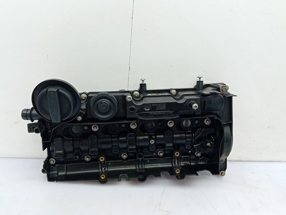 Tampa das válvulas BMW 3 (F30, F80)