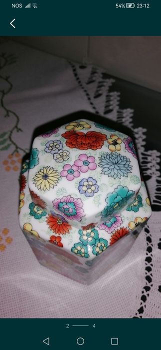 Louça de mil-flores de Macau e china