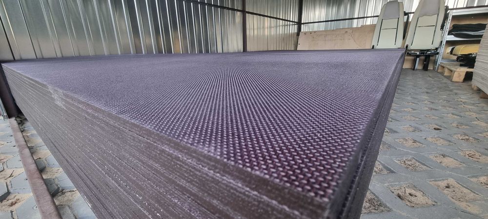 NOWA Sklejka antypoślizgowa wodoodporna 3850x2150x9mm podłoga do busa