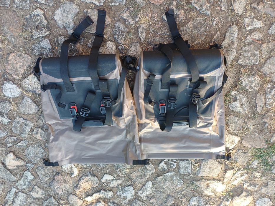 Par de Alforges de mota 24L+24L