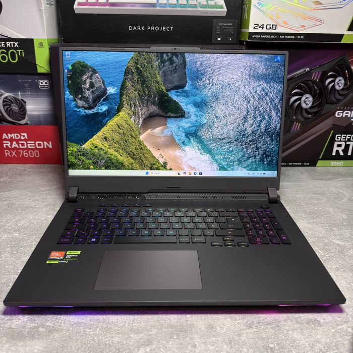 Asus Rog Strix G17 | QHD 240Hz | RTX 4060 | R9 7940HX | 16GB | SSD 1TB