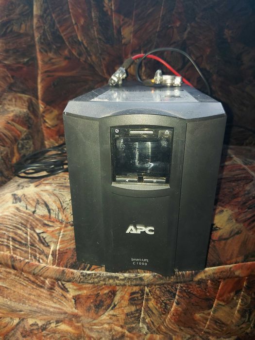 Продам Инвертор ( Перетворювач напруги)