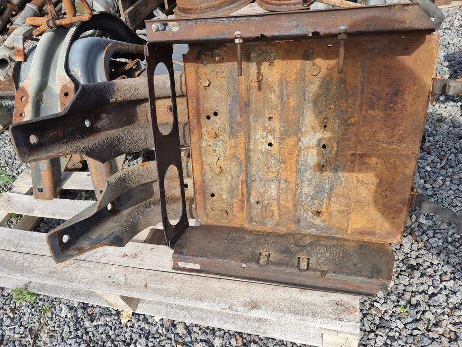 Skrzynka na akumlatory Daf ATI, CF