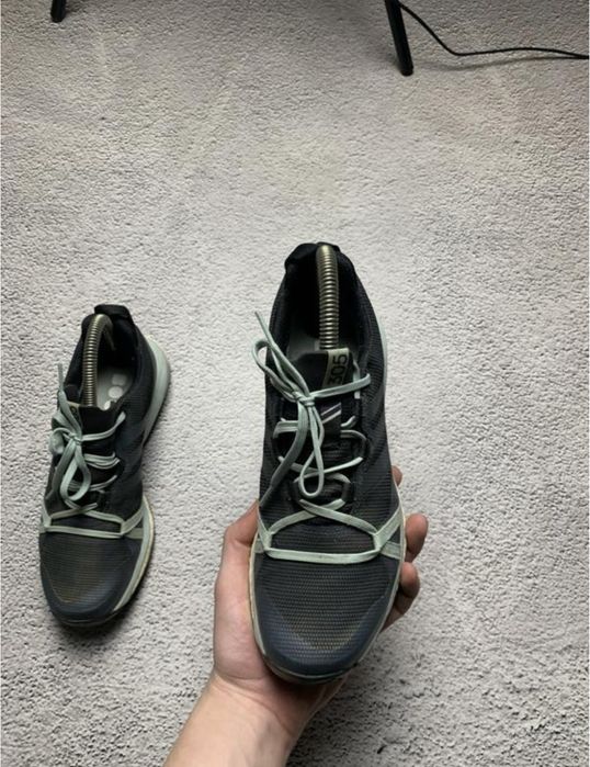 Кросівки adidas terrex gore-tex 38.5