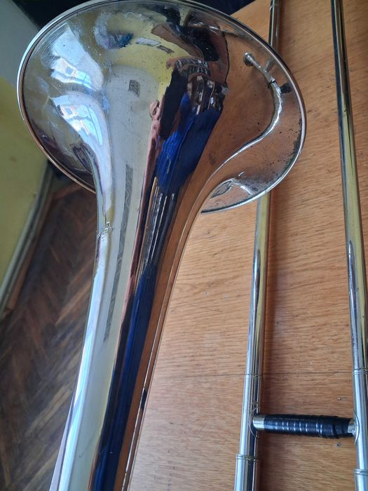 Музичний інструмент Труба