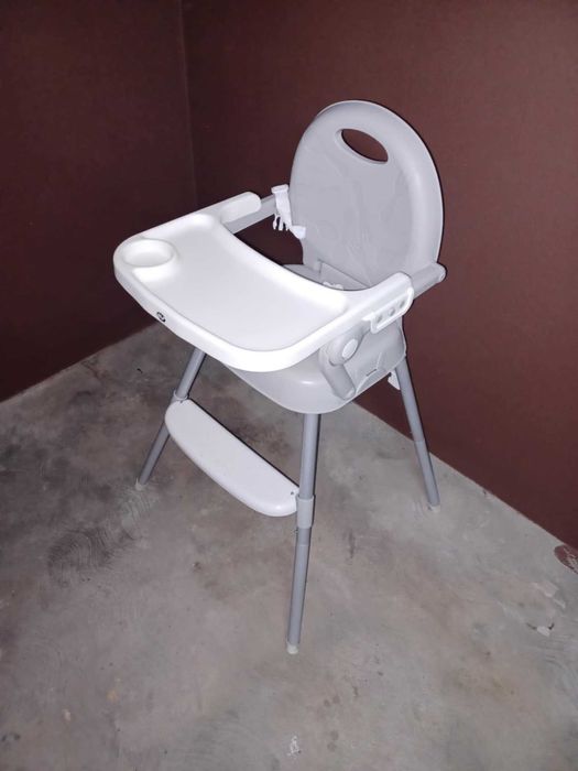 cadeirinha como nova para bebe..