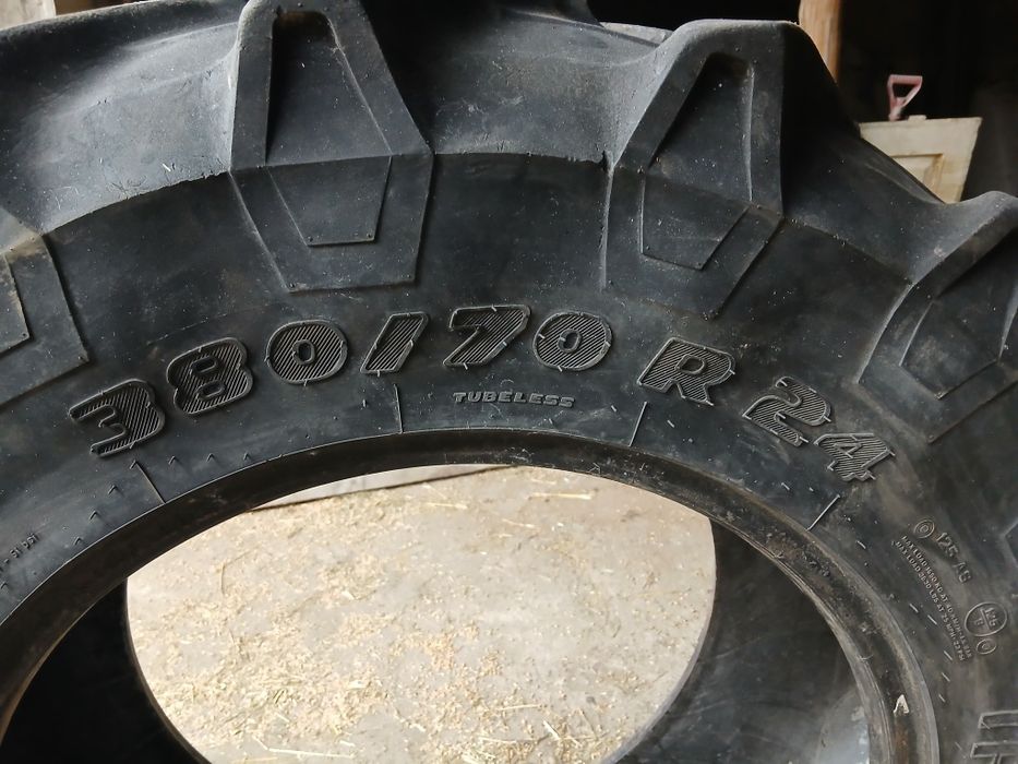 Opona TRELLEBORG  380/70 R24