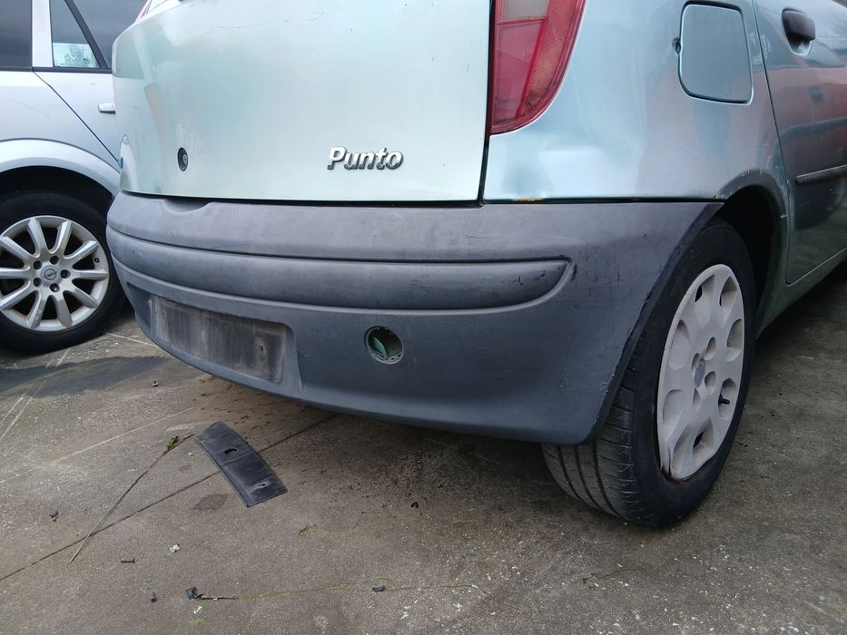 Pára-choques trás FIAT Punto (188_)