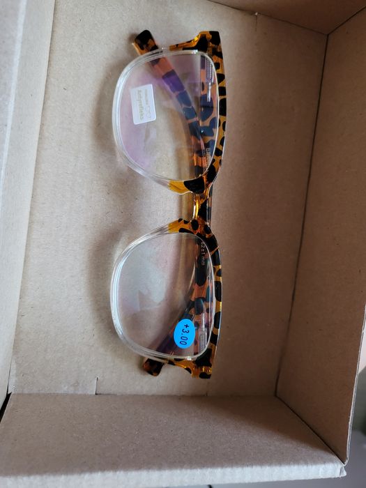 Okulary korekcyjne +3.00