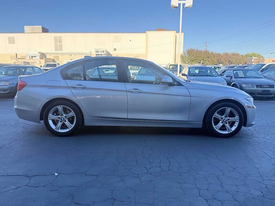 BMW 320I      2015