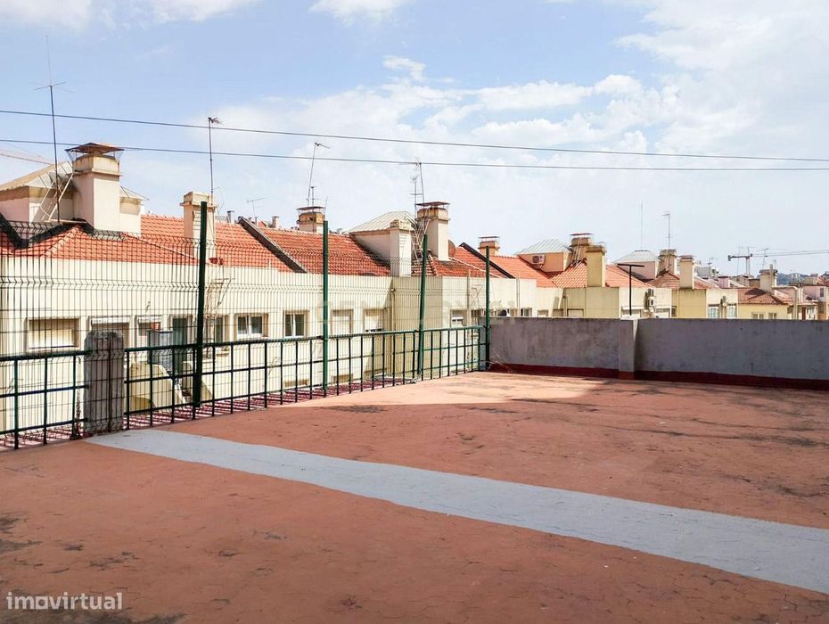 Apartamento T4 na Rua Passos Manuel, Arroios, Lisboa