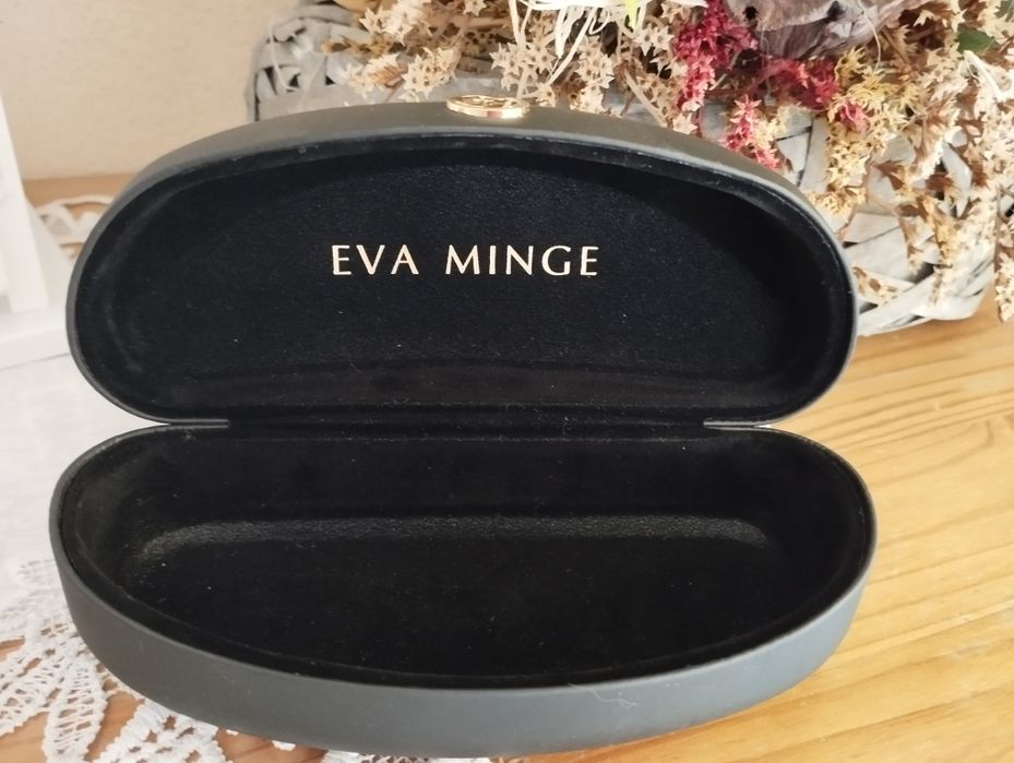 Nowe eleganckie etui  Eva aminge na okulary czarne czarne luksusowe