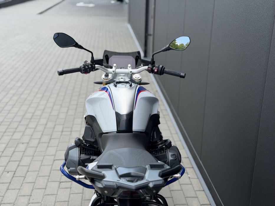 2021 BMW R1250R HP