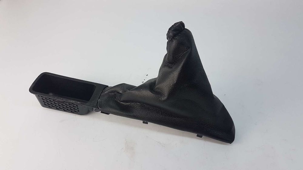 EMBELIZADOR FORD FIESTA (CE1) TITANIUM