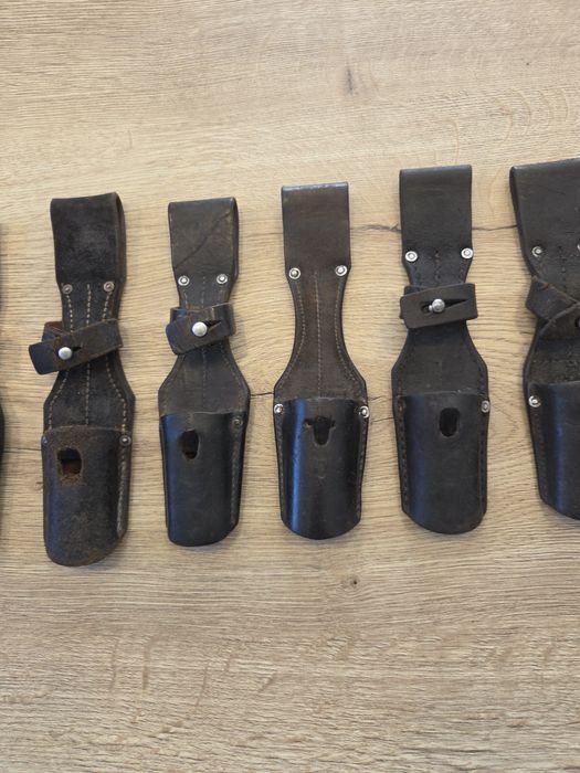 Zabki do bagnetu mausera.