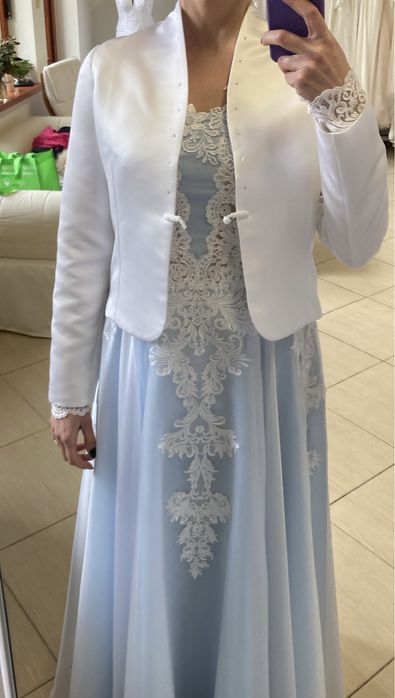 Suknia ślubna zdobiona ręcznie, błękit, niebieski