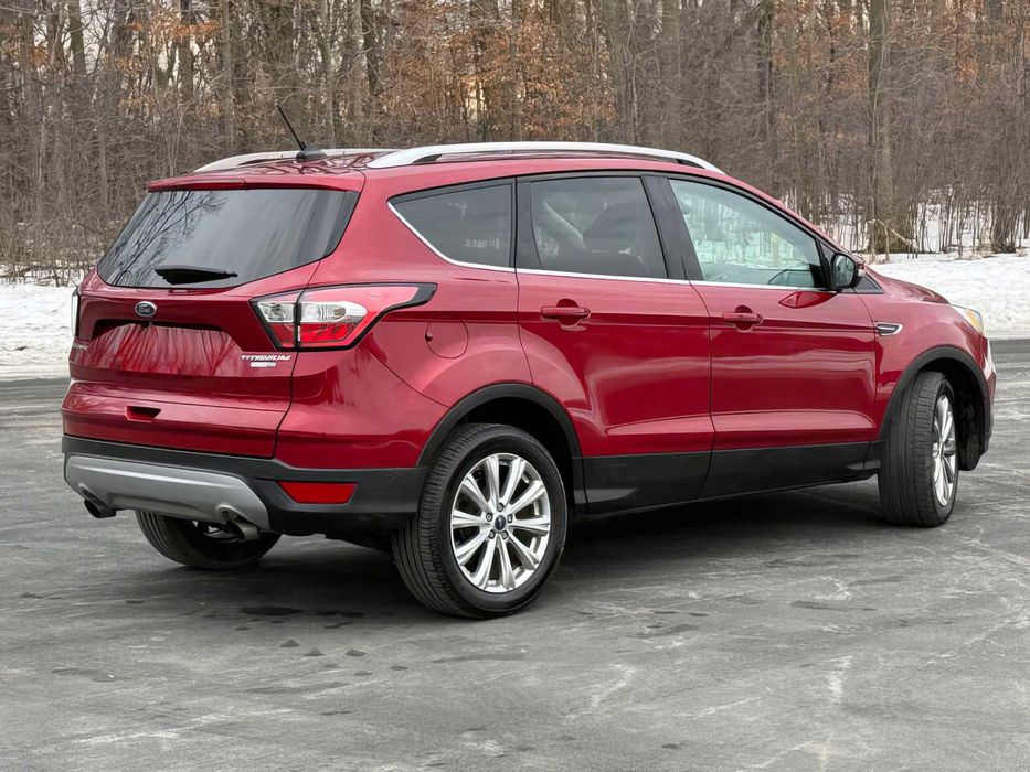 Ford Escape Titanium      2018