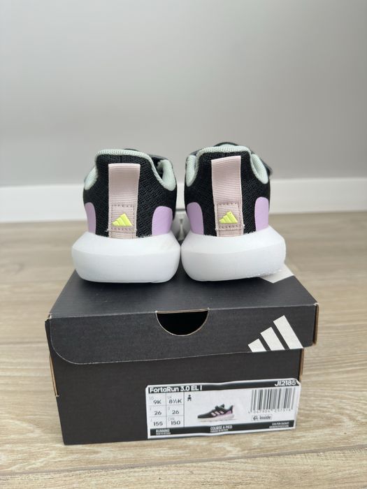 кросівки adidas 26 розмір - Дитячий світ - OLX.ua