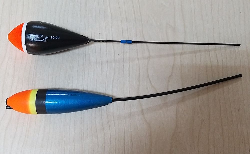 Boias de pesca mar e rio.