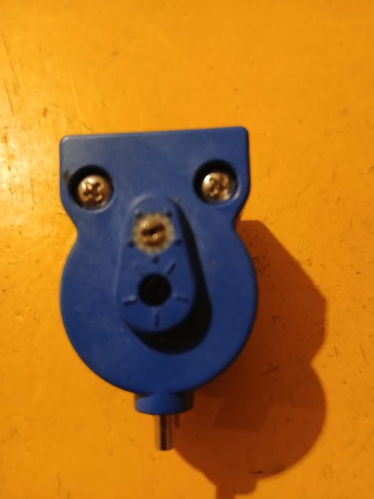 Włącznik cisnieniowy  DW 40