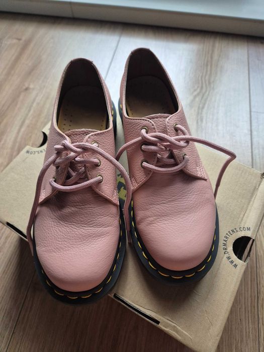 Buty Dr. Martens różowe