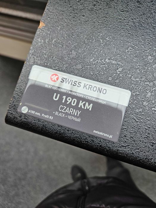 Blat Swiss Krono U190 KM czarny