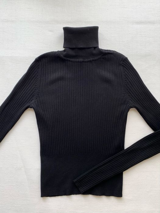 Zara czarny prążkowany golf damski z wiskozy S 36 basic casual