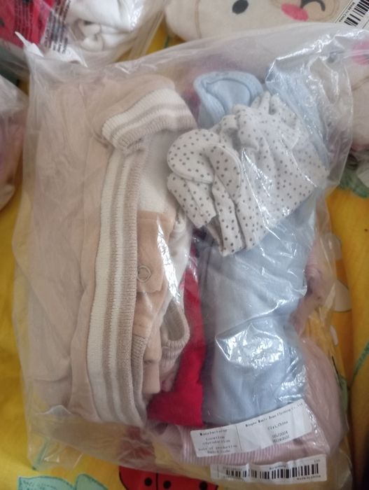 Одяг для немовлят