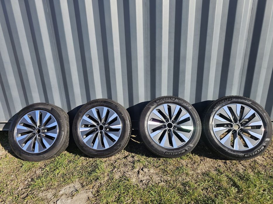 Felgi aluminiowe AUDI 18  5X112 volkswagen
