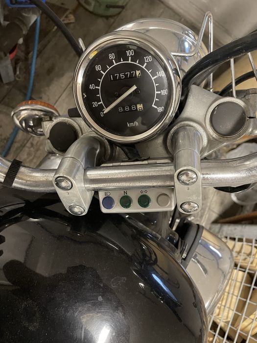 Sprzedam  lub zamienie za traktorek do koszenia trawy w super stanie mocny yamaha virago 535 w pięknym kolorze bardzo mały przebieg jeden właściciel
