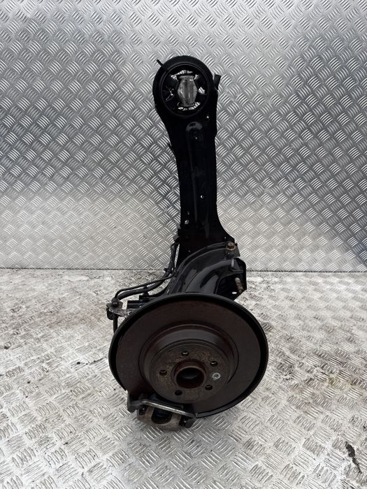 Zwrotnica prawy tył Volvo S60,V60, V70, S80 2.4